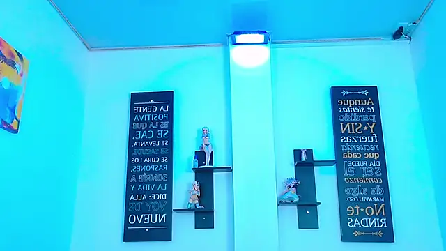 Онлайн чат XXX CHLOE_THUNDERS