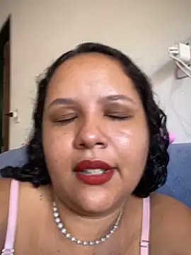 Bigostosa's Live XXX Chat