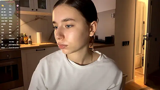 LilithFlameyのライブXXXチャット