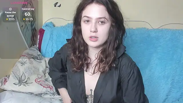 Anora_Miller 即時 XXX 聊天