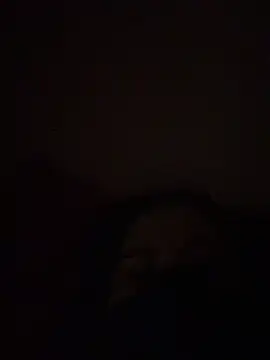 bi_biii Show in webcam