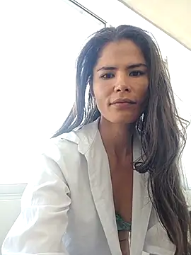 Chat +18 de RosseeHoney ao vivo