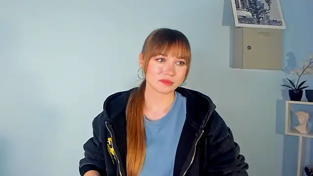 RegenaLinnen Chat XXX in diretta