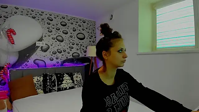 AlmaFancy: απευθείας συνομιλία ΧΧΧ