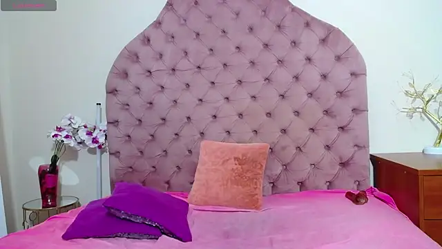 Leslie_passionn Live XXX chat