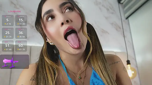 Annyy_Rosse লাইভ XXX চ্যাট