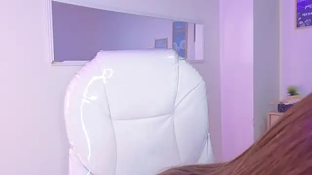 bluee_hazell 现场XXX聊天