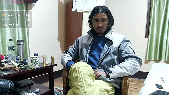 Gre3k_god Adlı Modelin Canlı XXX Sohbeti