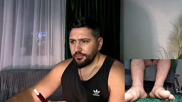 Chat XXX ao vivo de Gold_Alpha_Boy