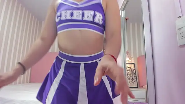 LORELAIGIVEN Live XXX Chat