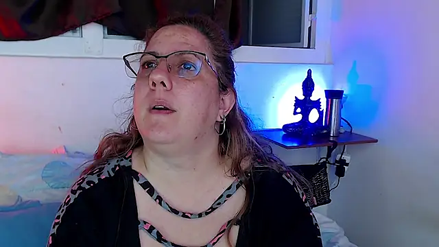 دردشة katie_joness_ الجنسية المباشرة