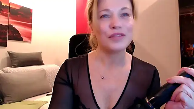 Онлайн чат XXX sempre-rompina