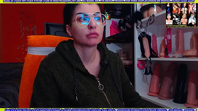 แชท XXX สดของ cuminmenowbbyx