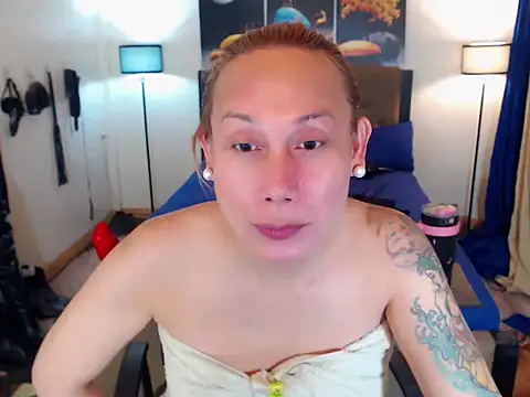 Allysonevanns Chat XXX live