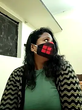 Sweet-kajal7 Live XXX-Chat