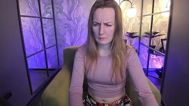 MeggySun Chat XXX live