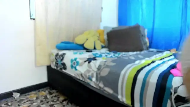 دردشة BlowMommy_ الجنسية المباشرة