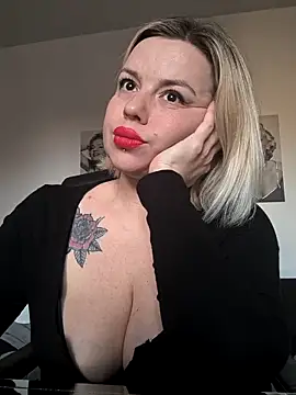 Онлайн чат XXX Ladykaos