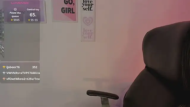 Chat XXX ao vivo de LanaJones_