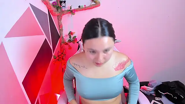 XXX chat uživo modela little_emma0