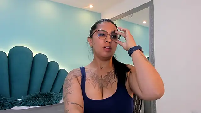 Czat XXX na żywo – sharlott18