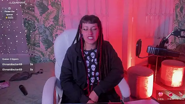 _sharlotte777: απευθείας συνομιλία ΧΧΧ