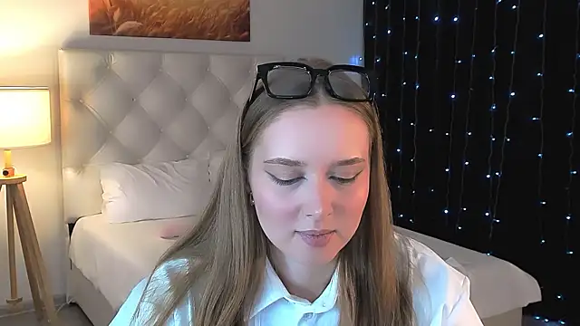 JenniferGraces live XXX chat