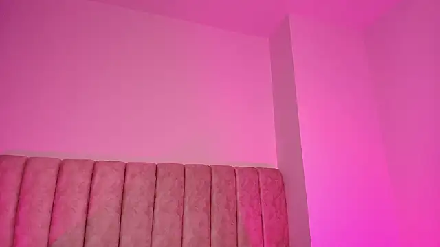 Chatroom XXX en direct de agath_69