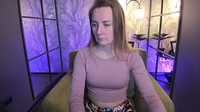 MeggySun: онлайн-секс-чат