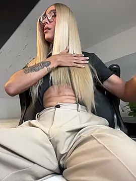 miss_tatiana_ webcam show