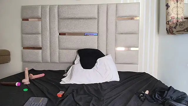 Chat XXX ao vivo de LittlePeach_