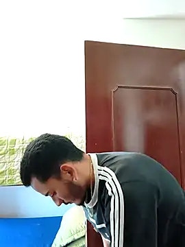 Chatroom XXX en direct de Exlifer