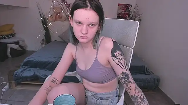 Elieiza_xo's Live XXX Chat