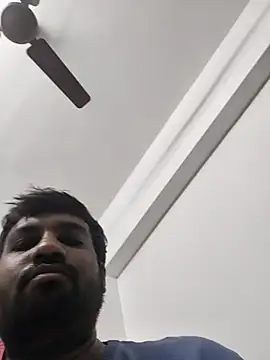 Chatroom XXX en direct de vinay_smalldick