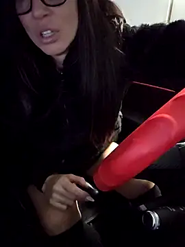 sexy7883 Adlı Modelin Canlı XXX Sohbeti