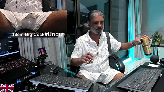 OnlineBossUK Chat XXX live