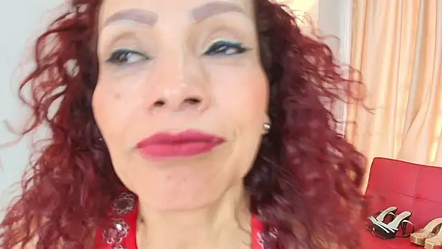 Chatroom XXX en direct de Kasandra_Gomez