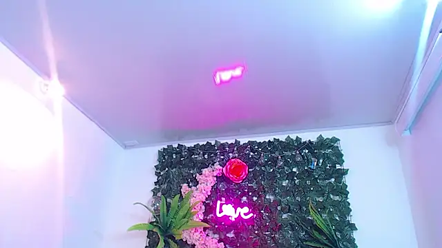 Czat XXX na żywo – Samy_valentinasweet