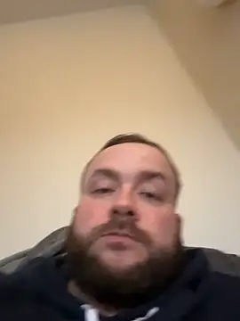 Daddy-Strokes élő XXX-chatje