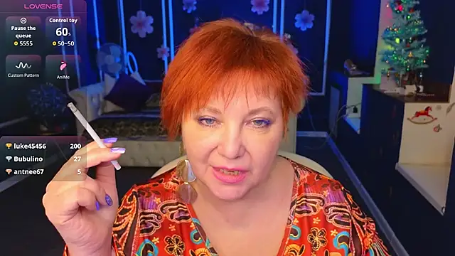 Kira_Kenett Live XXX-Chat