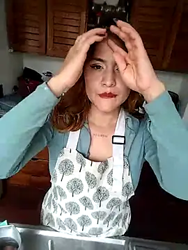 Alinaat086 Live XXX-Chat