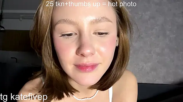 EvaHumbles Live XXX Chat