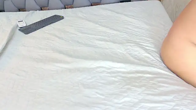 yayi_derek: απευθείας συνομιλία ΧΧΧ