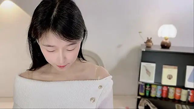 Onechestnut live XXX chat