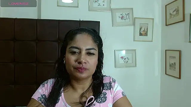 Luna_Fyre Live XXX-Chat