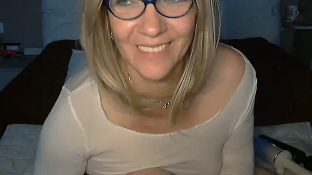 Chatroom XXX en direct de -K--