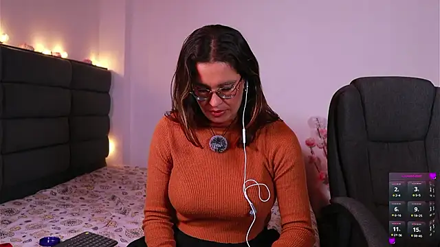 kathieandpovcock1のライブXXXチャット