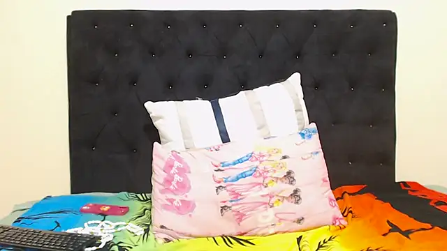 sexy_boobs97 现场XXX聊天