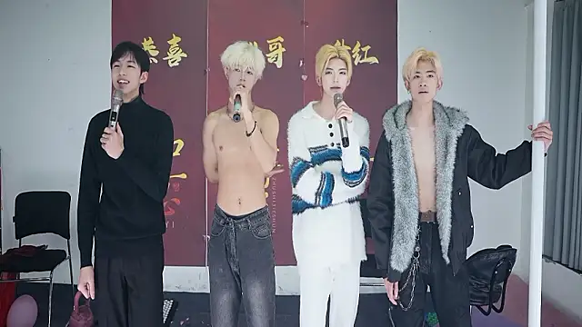 sweetboys666 Adlı Modelin Web Kamerası Şovu