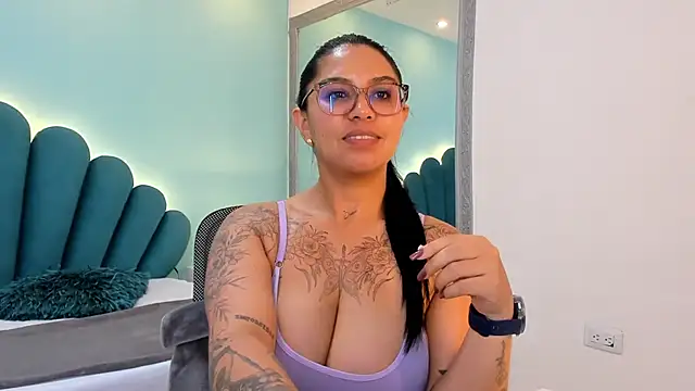 sharlott18 – Live XXX-chat